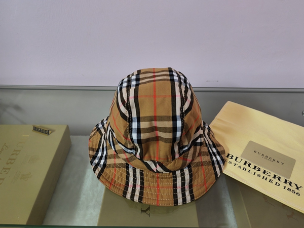 ブランド帽子正面デザイン